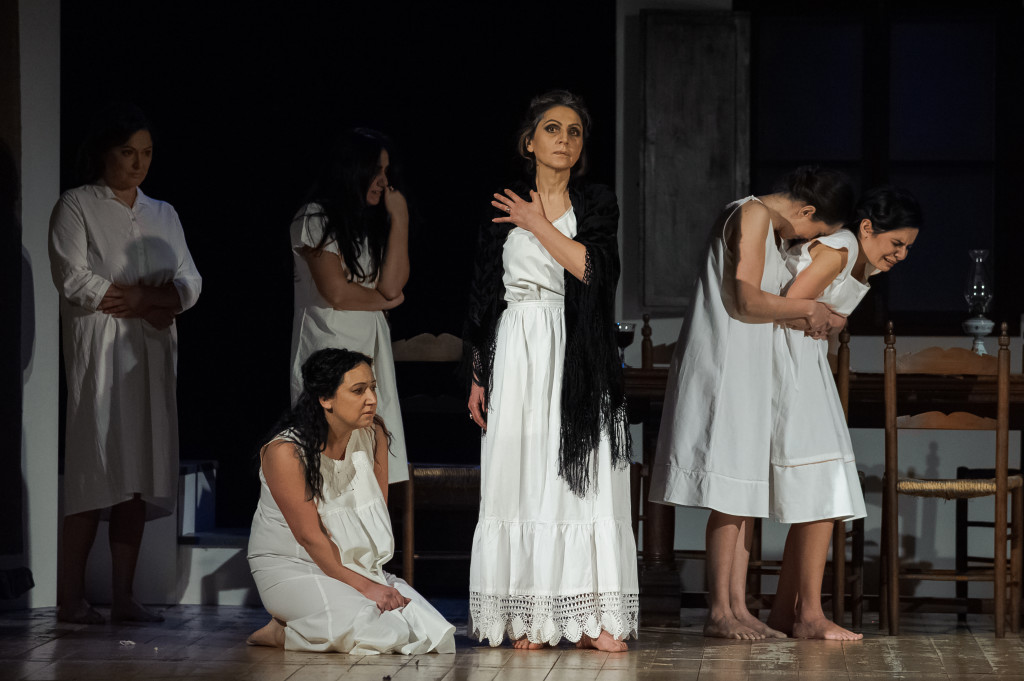 LaCasaDiBernardaAlba-253